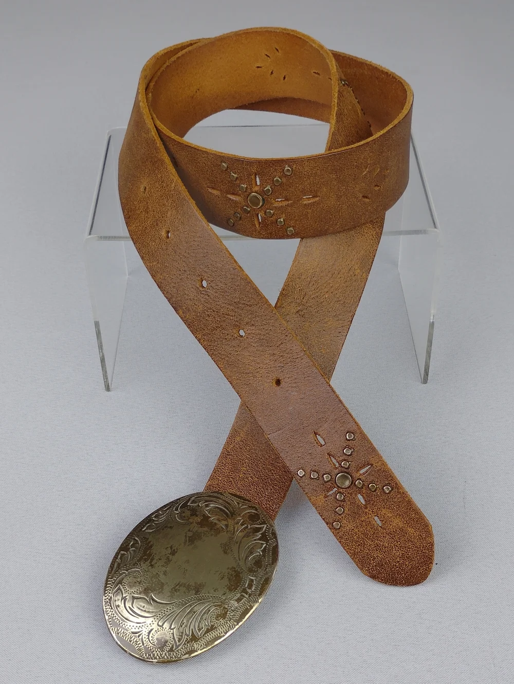 Old Navy Genuine Italian Leather Western-Style Belt. Unisex.